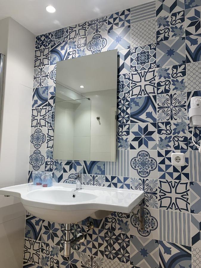 Hostal Hpc Porto Colom Extérieur photo