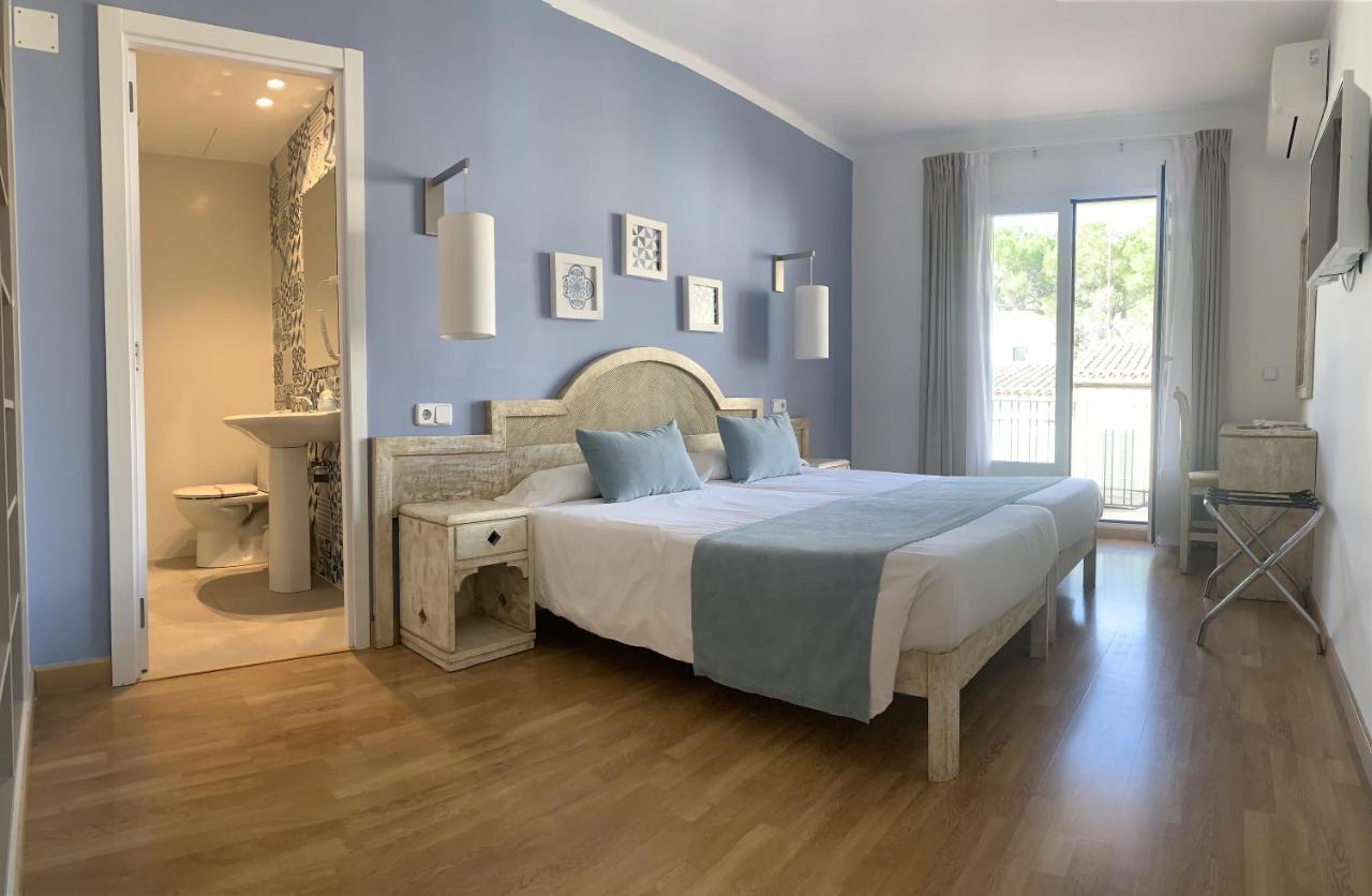 Hostal Hpc Porto Colom Extérieur photo